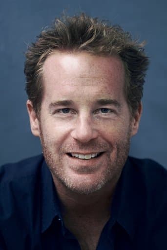 アダム・ジェームズ