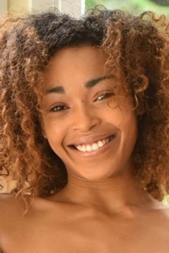 Vivica Johnson