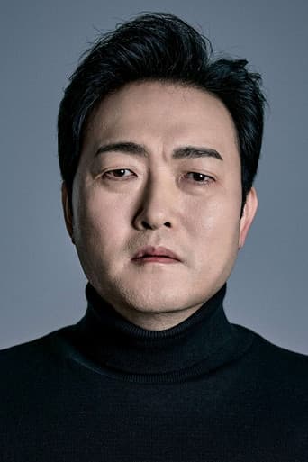 イ・ジュニョク