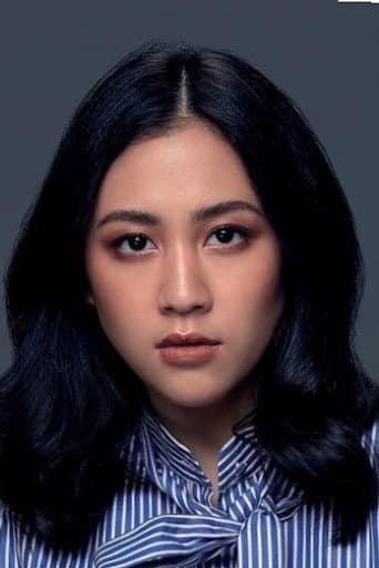 シェリナ・ムナフ