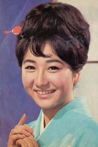 三沢あけみ