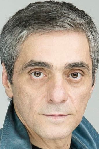 მალხაზ აბულაძე